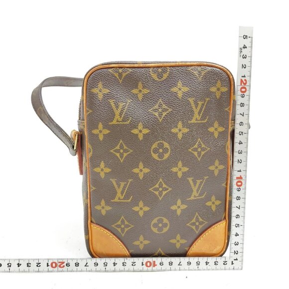 Authentic Louis Vuitton Amazon Brown Monogram Crossbody LCMON188-112025 - Picture 2 of 9